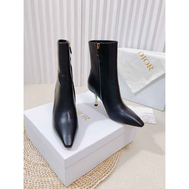 ch**an D*or boots